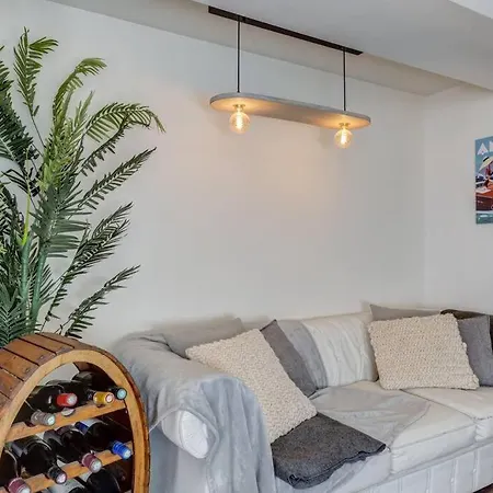 Le Pura Vida, Hyper Centre Terrasse + Parking Апартаменты *